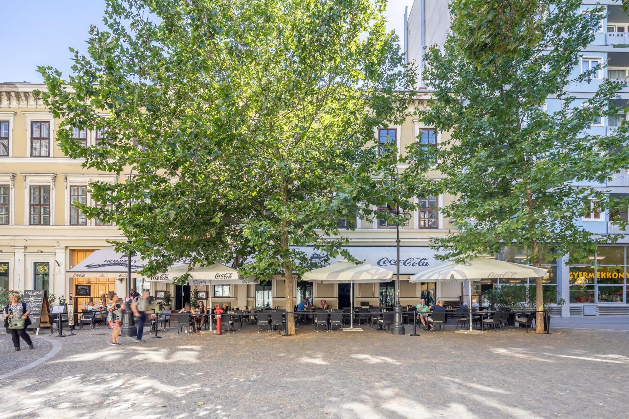 Very - Balcony - Free Parking Apartment *